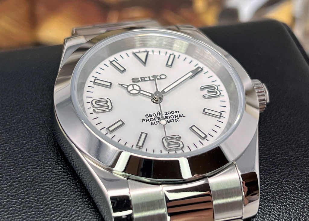OYSTER MOD (White)